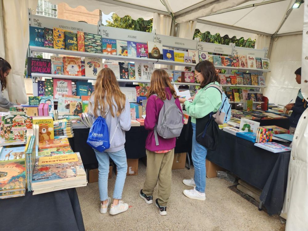 La Comarcal fira del llibre 25